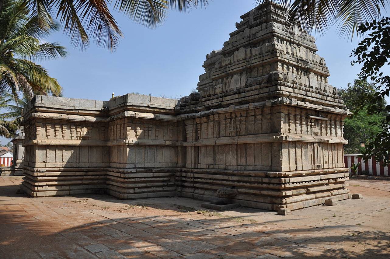 मंदिर जीर्णोद्धार फंड