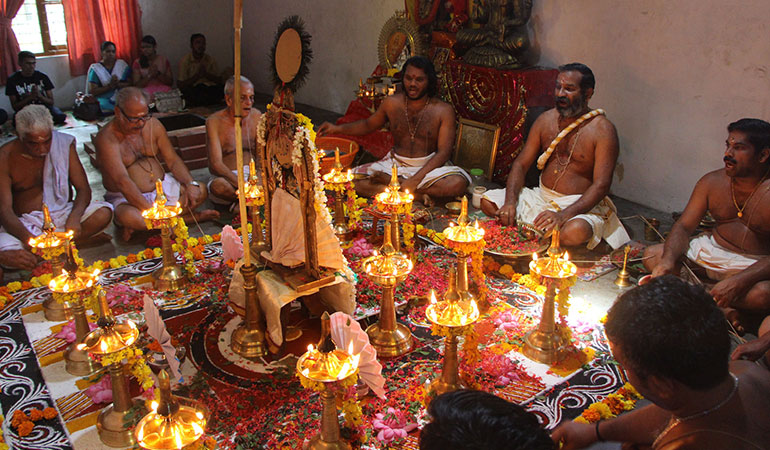 नवग्रह शांति पूजा
